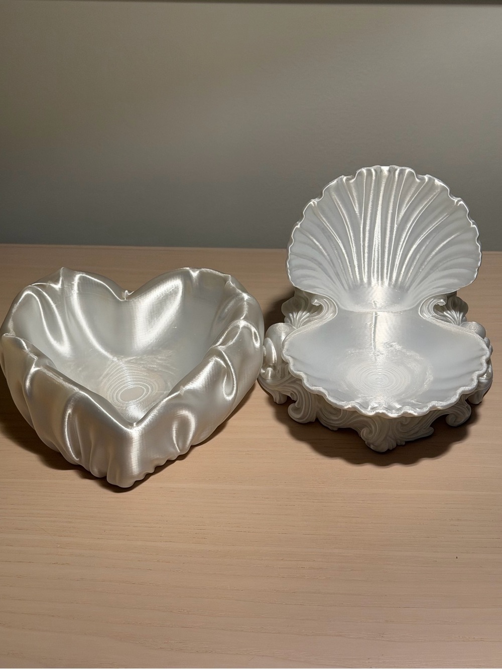 Silk White Decorative Shell & Heart Trinket Tray 3D Printed – Set of 2